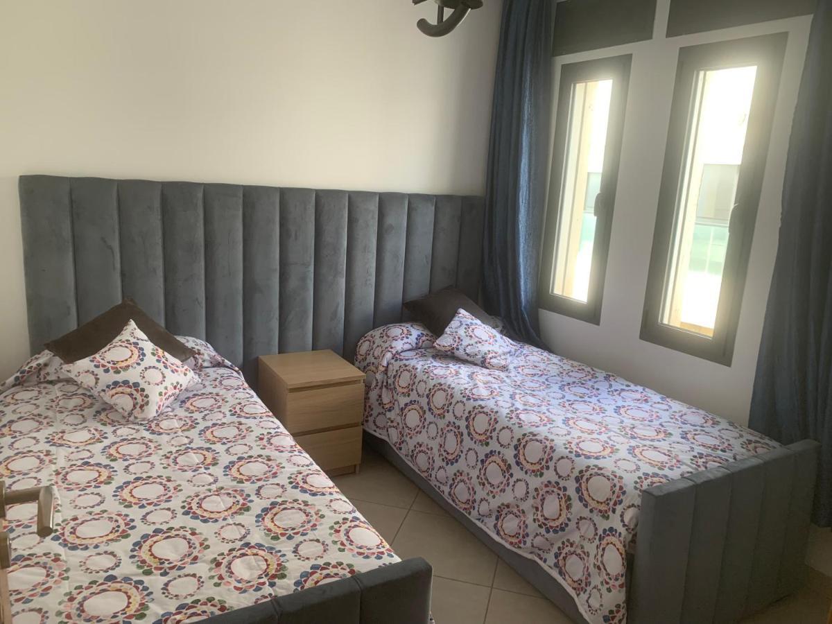 Beachfront High Standard Flat Martil Luaran gambar